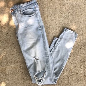 American Eagle ripped jeggings women’s size 6
